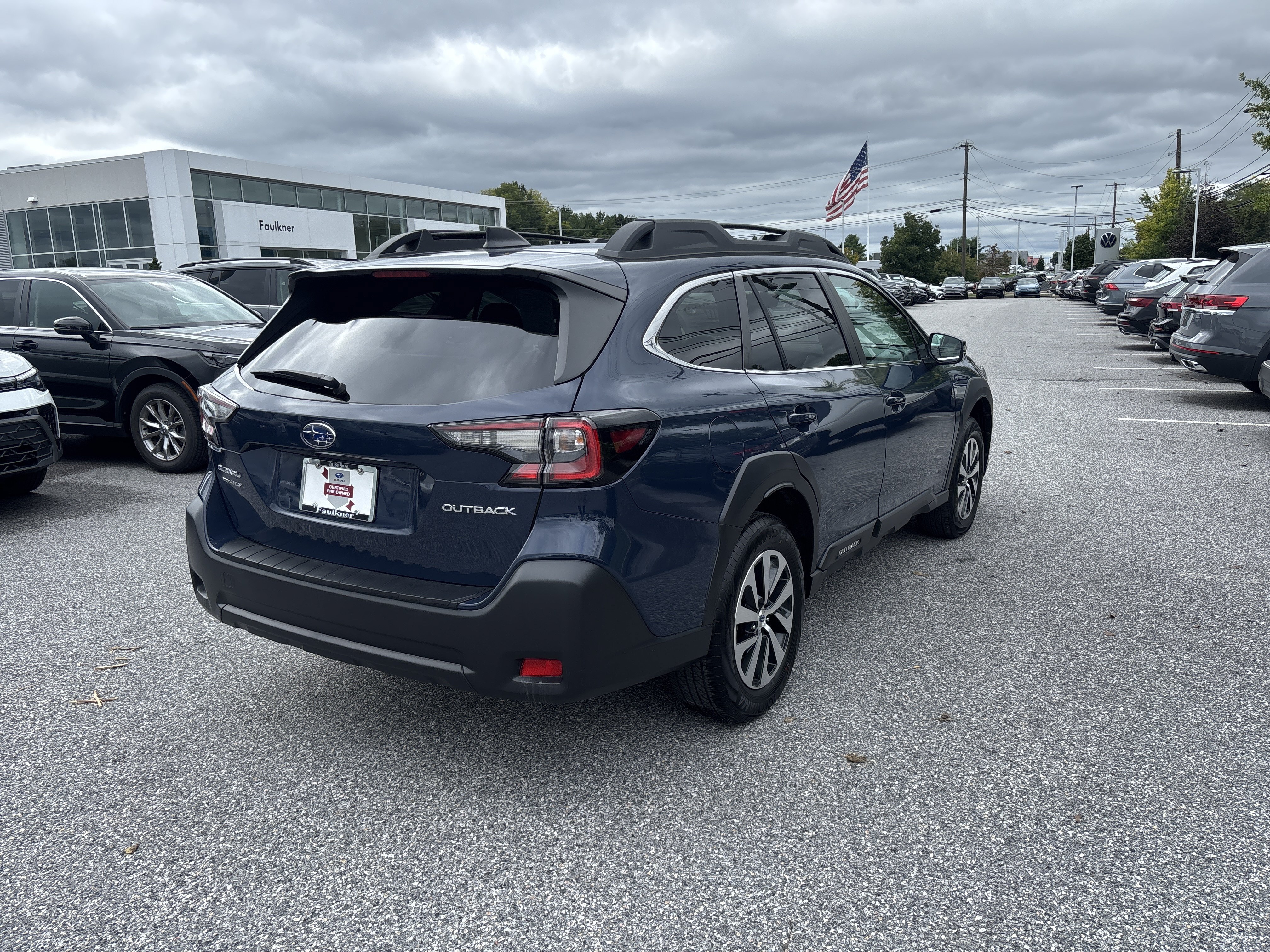 Used 2024 Subaru Outback Premium AWD/4WD image 19