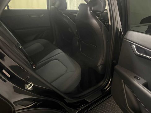 Used 2025 Kia Niro LX image 23