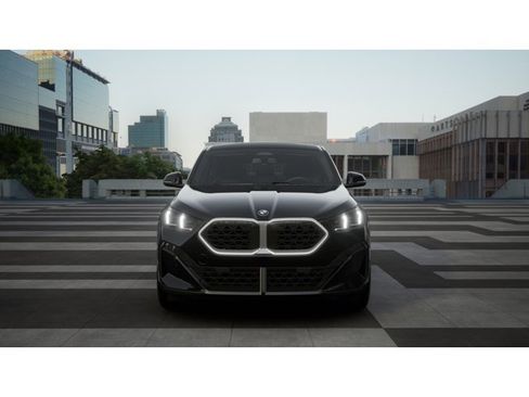 New 2026 BMW X2 xDrive28i image 3
