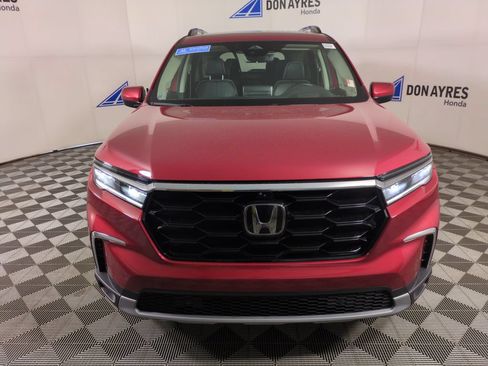 Certified 2024 Honda Pilot Elite image 12
