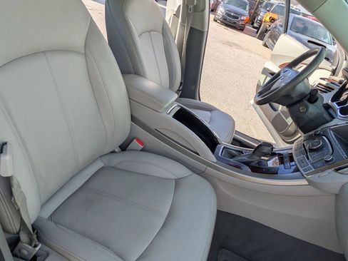 Used 2011 Buick LaCrosse CXL image 15