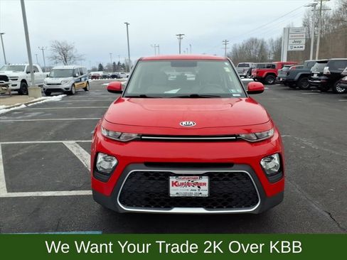 Used 2020 Kia Soul LX image 3