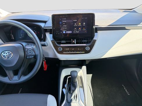 Used 2026 Toyota Corolla LE image 18