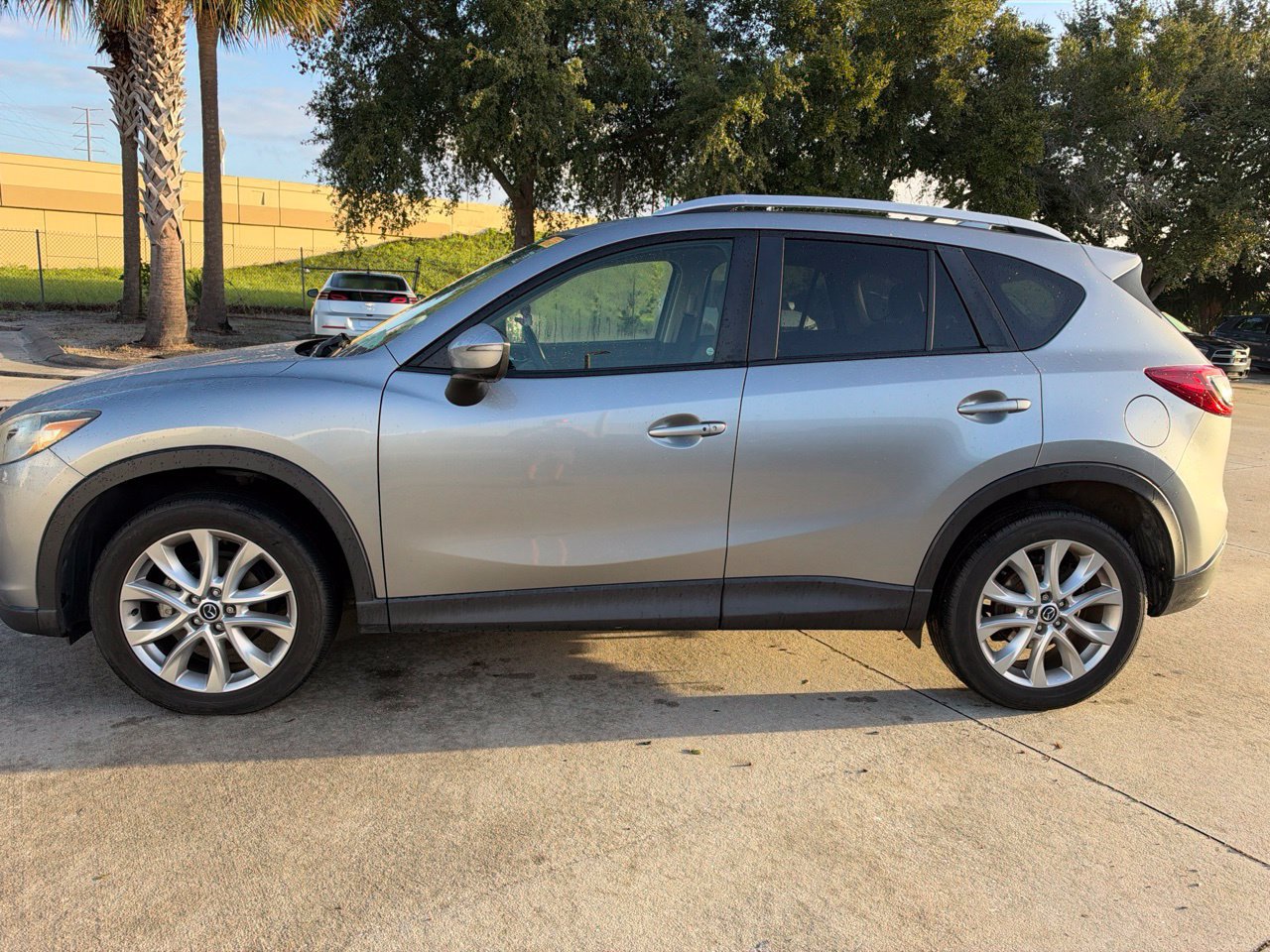 Used 2015 MAZDA CX-5 Grand Touring FWD image 2