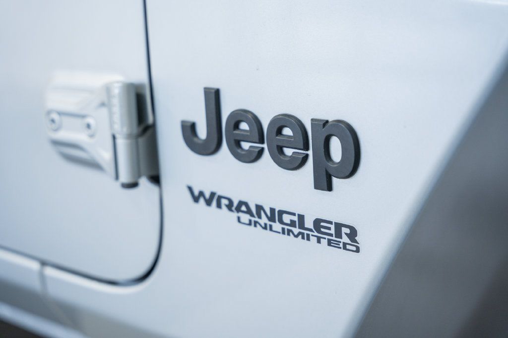 Used 2022 Jeep Wrangler Unlimited Sport AWD/4WD image 15