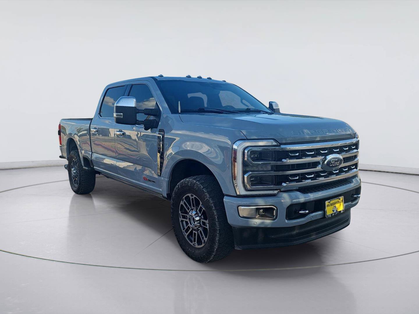 Used 2024 Ford F350 Platinum w/ FX4 Off-Road Package AWD/4WD image 7