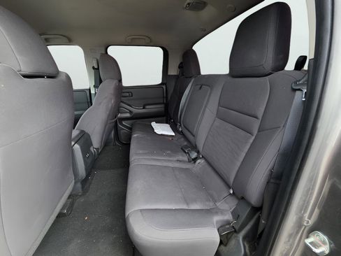 Used 2022 Nissan Frontier S w/ Technology Package RWD image 23