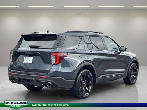 Used 2024 Ford Explorer ST w/ Equipment Group 401A image 3