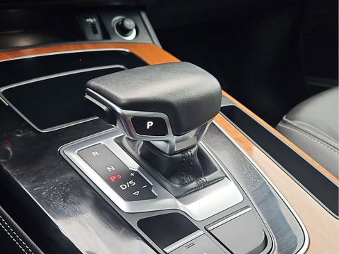 Used 2023 Audi Q5 2.0T Premium Plus image 31