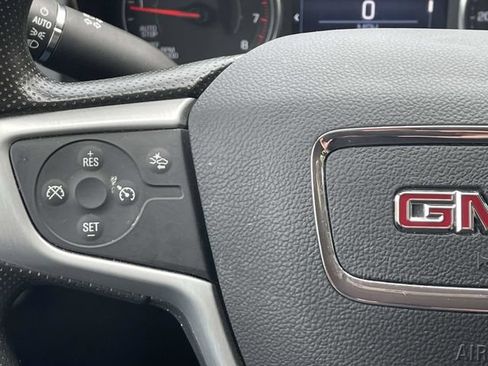 Certified 2023 GMC Acadia SLE w/ Driver Convenience Package AWD/4WD image 34
