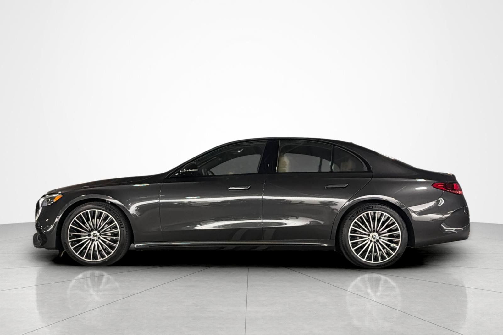 New 2027 Mercedes-Benz E 350 Sedan image 2