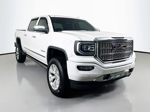 Used 2018 GMC Sierra 1500 Denali w/ Denali Ultimate Package image 2