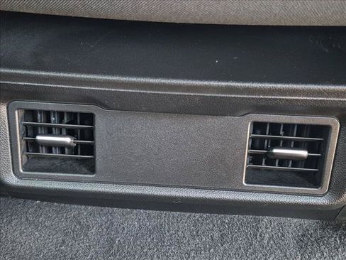Certified 2022 Chevrolet Silverado 1500 Custom RWD image 23