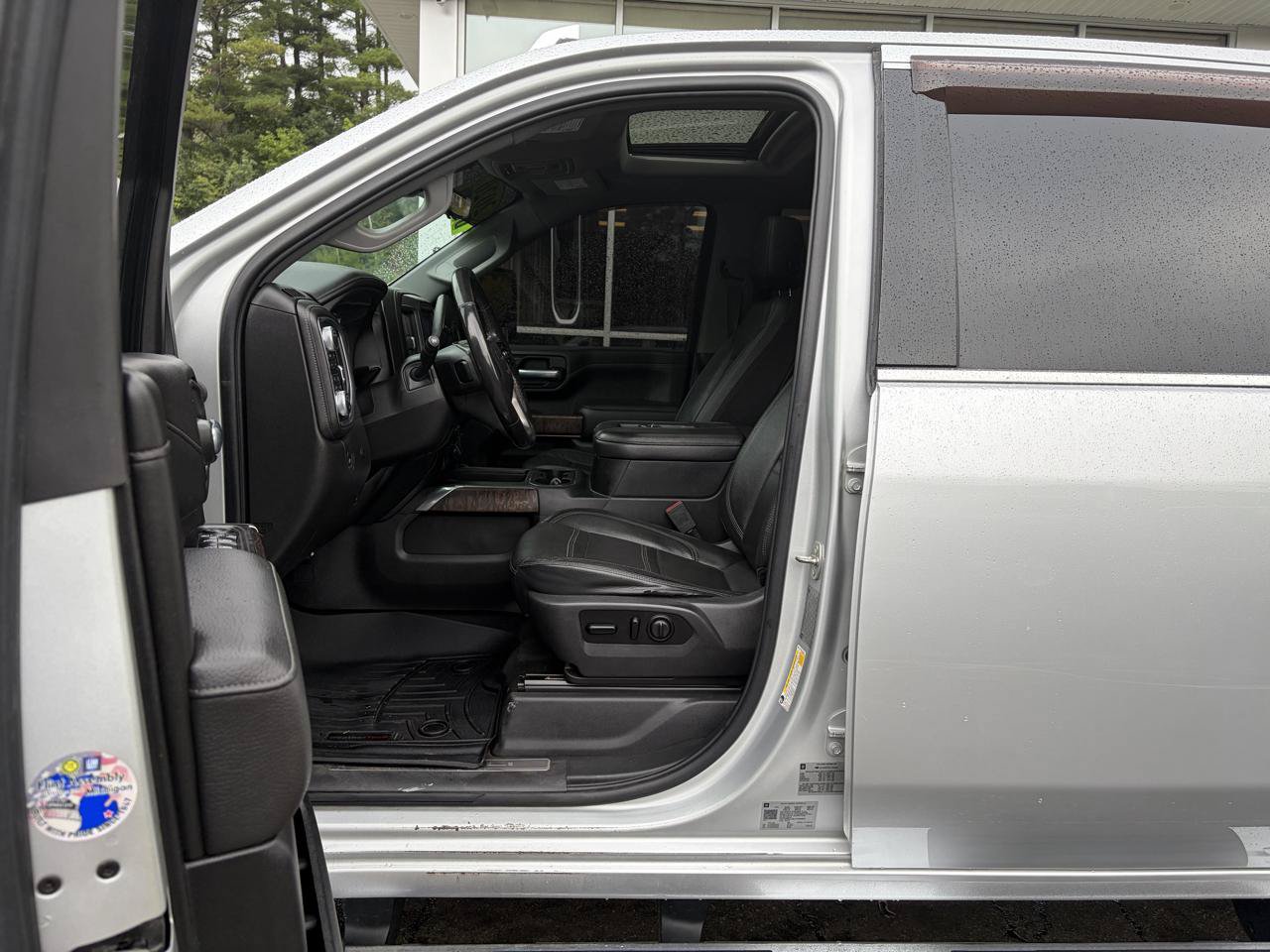 Used 2020 GMC Sierra 2500 Denali w/ Denali Ultimate Package AWD/4WD image 16