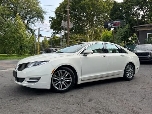 Used 2013 Lincoln MKZ FWD image 7