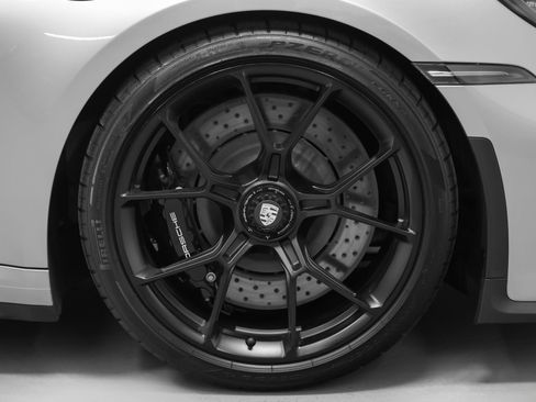 Certified 2022 Porsche 911 GT3 RWD image 15