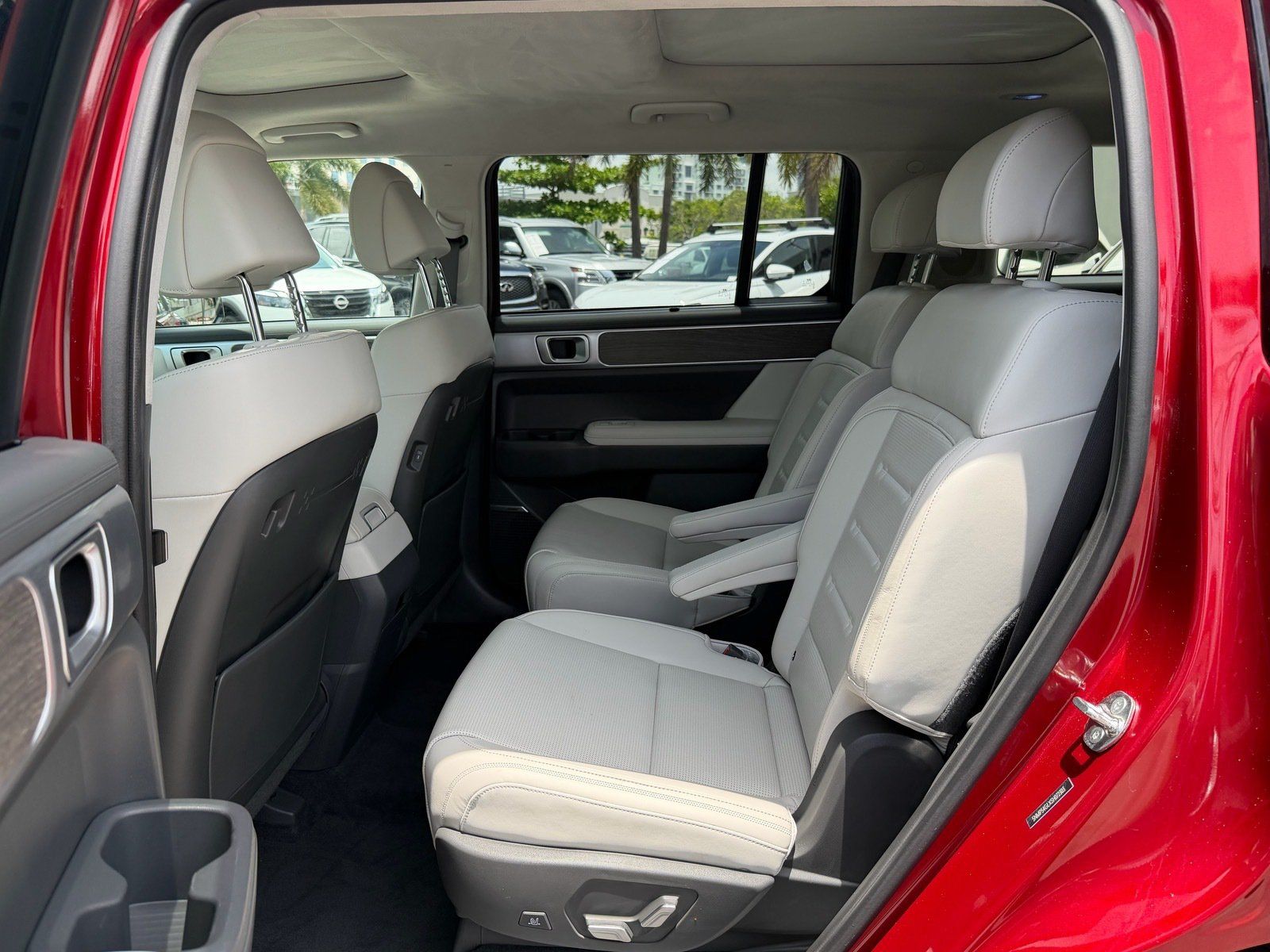 Used 2025 Hyundai Santa Fe Calligraphy FWD image 13