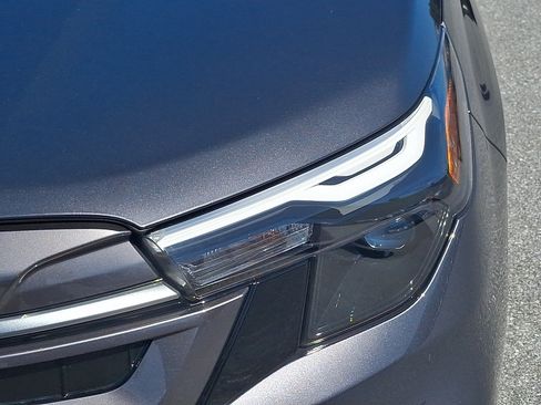 Used 2026 Subaru Forester Premium AWD/4WD image 9