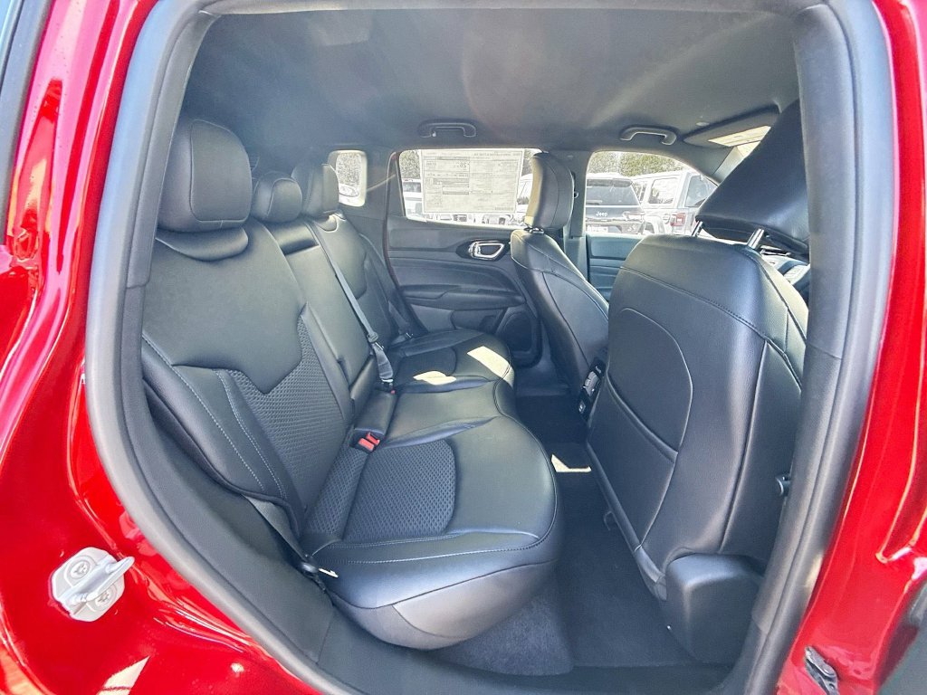 New 2026 Jeep Compass Latitude AWD/4WD image 29