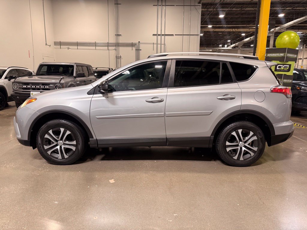 Used 2016 Toyota RAV4 LE FWD image 8