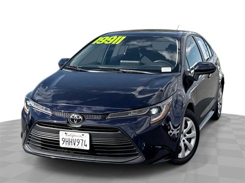 Used 2023 Toyota Corolla LE image 1