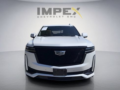 Used 2023 Cadillac Escalade Sport w/ LPO, ONYX Package AWD/4WD image 8