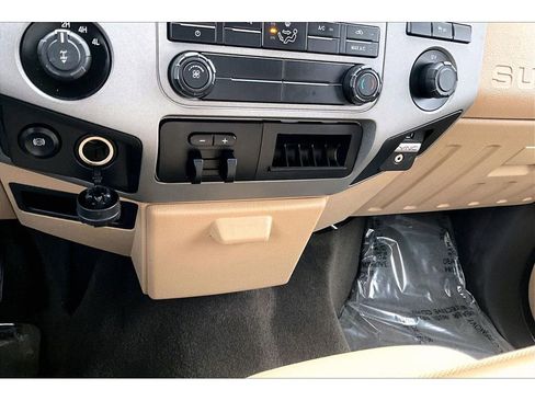 Used 2015 Ford F350 XLT w/ XLT Value Package image 16