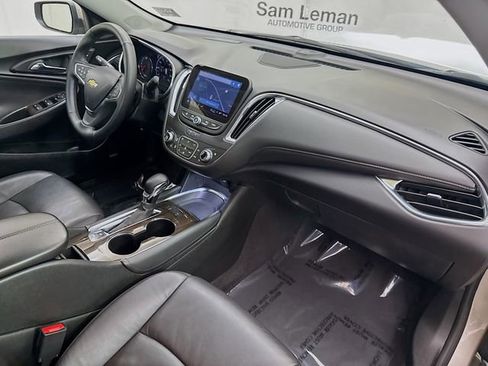 Used 2024 Chevrolet Malibu LT image 32