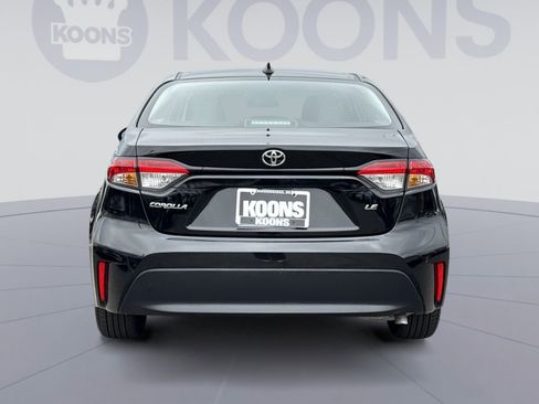 Used 2026 Toyota Corolla LE FWD image 5