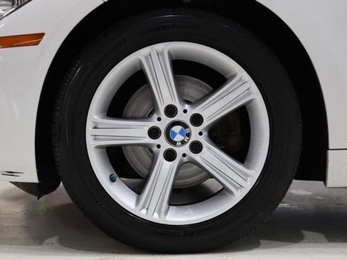 Used 2014 BMW 328i xDrive Sedan AWD/4WD image 11