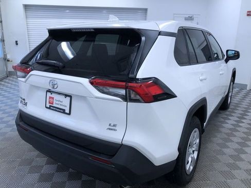 Certified 2025 Toyota RAV4 LE image 34