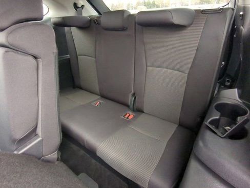 Used 2023 Toyota Highlander LE image 15