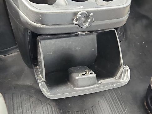 Used 2016 GMC Savana 2500 RWD image 25