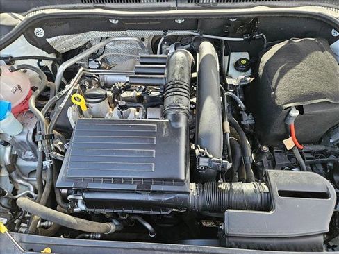 Used 2017 Volkswagen Jetta SE image 22