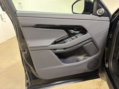 New 2026 Land Rover Range Rover Evoque S image 9