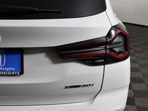 Used 2023 BMW X3 xDrive30i w/ Premium Essential Package image 17