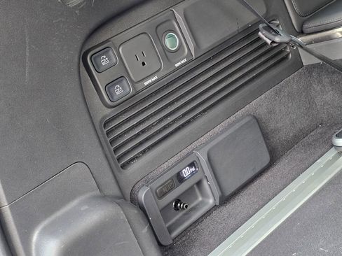 Used 2024 Rivian R1S Adventure image 82