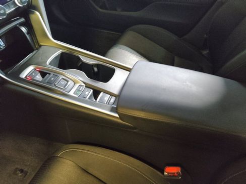 Used 2020 Honda Accord EX image 26