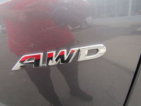 Used 2018 Honda CR-V LX image 7