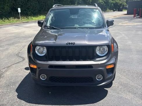 Used 2019 Jeep Renegade Altitude w/ Quick Order Package 2XM AWD/4WD image 2