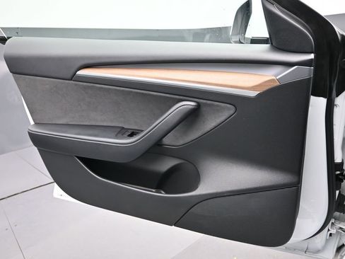 Used 2022 Tesla Model 3 Long Range image 14