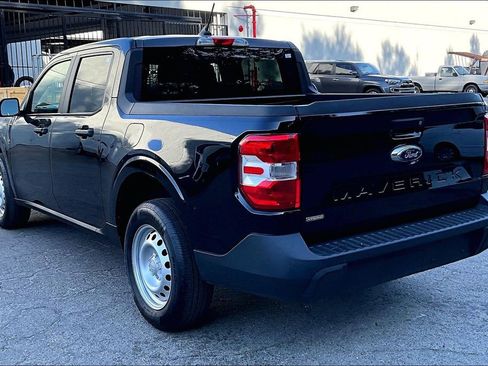 Used 2023 Ford Maverick XL FWD image 6