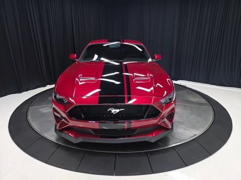 Used 2020 Ford Mustang GT Premium w/ GT Performance Package RWD image 8