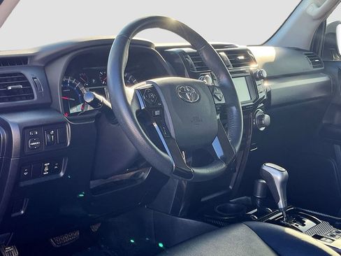 Used 2019 Toyota 4Runner TRD Off-Road Premium image 9