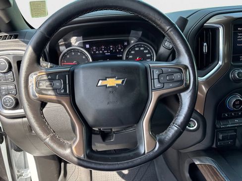 Used 2022 Chevrolet Silverado 2500 High Country AWD/4WD image 17