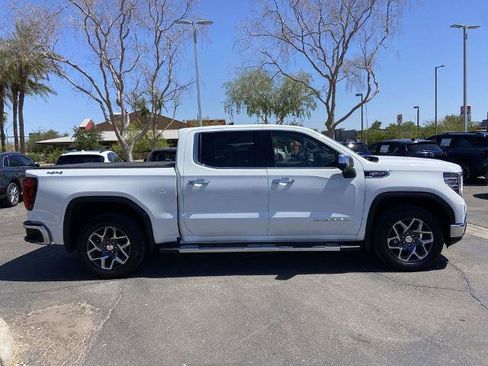 Used 2025 GMC Sierra 1500 SLT w/ SLT Premium Plus Package AWD/4WD image 2