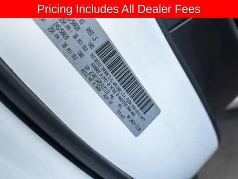 Used 2020 Chrysler Pacifica Limited FWD image 22