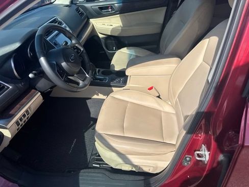 Used 2018 Subaru Outback 3.6R Limited AWD/4WD image 5