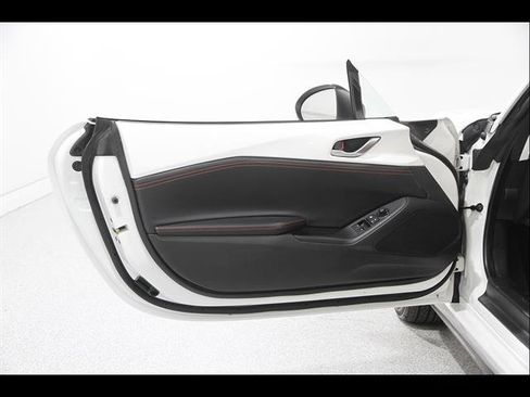 Certified 2023 MAZDA MX-5 Miata Grand Touring RWD image 5