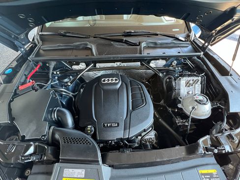 Used 2018 Audi Q5 2.0T Premium Plus w/ Premium Plus Package image 33